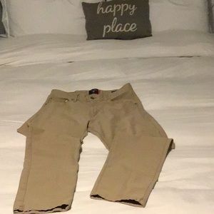 Dockers Khaki Men’s Pants. Size 32x32 Straight Leg